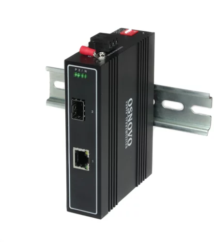 Медиаконвертер OSNOVO OMC-1000-11X/I Промышленный компактный медиаконвертер Gigabit Ethernet. Порты: 1 x GE (10/100/1000Base-T), 1 x GE SFP (100/1000Base-X). Поддержка режима CCTV: Увеличение расстояния передачи дан