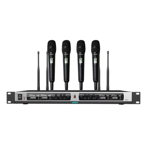 Беспроводная микрофонная система True Diversity UHF (4 портативных микрофона) (D5841)