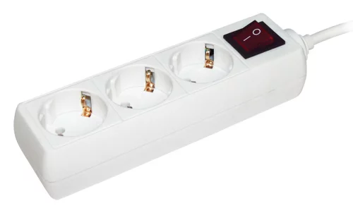 Сетевой удлинитель IEK У03К 3м (3 розетки) белый (пакет ПЭ) (WYP10-16-03-03-ZK-N)