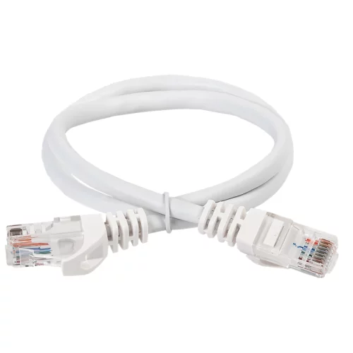 ITK Коммутационный шнур кат. 5Е UTP LSZH 3м белый (PC08-C5EUL-3M)