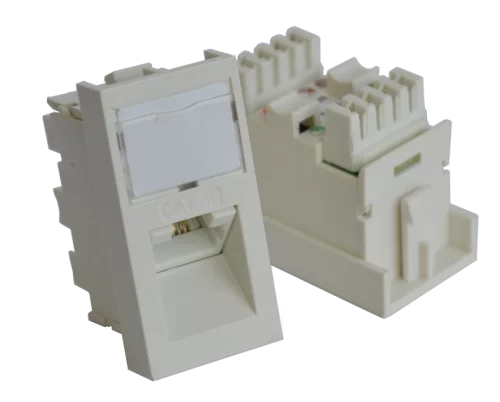 Вставка RJ-45 UTP Cat.5E, 22.5x45 мм угловая, с маркировкой, белая (TWT-SIP-RJ45/ A-WH) (TWT-SIP-RJ45/A-WH)