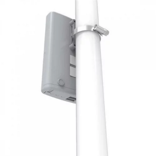 Маршрутизатор MikroTik PowerBox 650MHz CPU, 64MB RAM, 5xLAN (four with PoE out), RouterOS L4, outdoor case, PSU, PoE, mounting set (RB750P-PBR2) фото 3