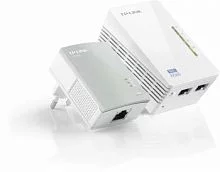 Сетевой адаптер HomePlug AV TP-Link TL-WPA4220 KIT AV600 Fast Ethernet