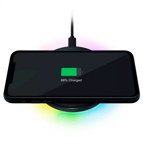 Зарядное устройство Razer Chroma Charging Pad 10W Fast Wireless (RC21-01600100-R371) фото 4