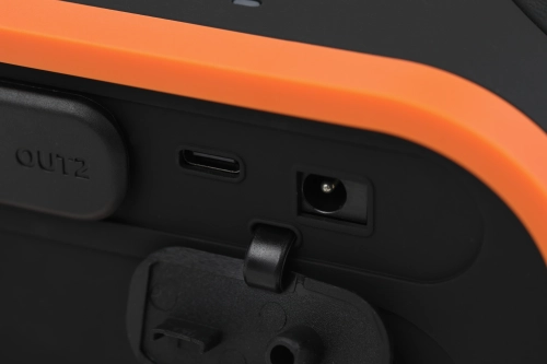 Мобильный аккумулятор TopON TOP-X100 96000mAh Qualcomm Quick Charge 3.0, Power Delivery, Qi, PPS 184W 3A черный/ оранжевый (102705) фото 25