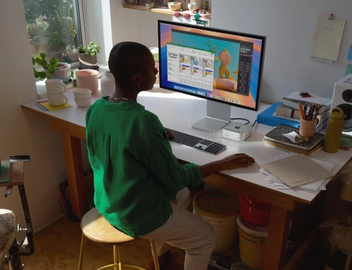 Компьютер Apple Mac mini A3238 M4 10 core (4.41) 16Gb SSD256Gb 10 core GPU macOS GbitEth WiFi BT серебристый (MU9D3CH/A) фото 2