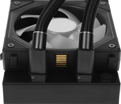 Система водяного охлаждения Lian-Li Galahad II Trinity 240 SL-INF ARGB Soc-AM5/AM4/1200/1700/1851 черный 4-pin 29dB Al+Cu Ret (G89.GA2T24INB.R0) фото 6