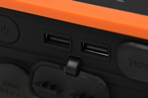 Мобильный аккумулятор TopON TOP-X100 96000mAh Qualcomm Quick Charge 3.0, Power Delivery, Qi, PPS 184W 3A черный/ оранжевый (102705) фото 23