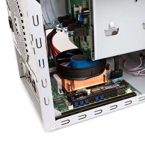 Сервер T1m Xeon Xeon E-2388G (3,2GHz/8c/16t) 32GB (1)/ 2 x1,92GB SATA SSD RI (up to 4LFF, hotplug)/ Ethernet 1GBx2/ IPMI (T1M00423) фото 5
